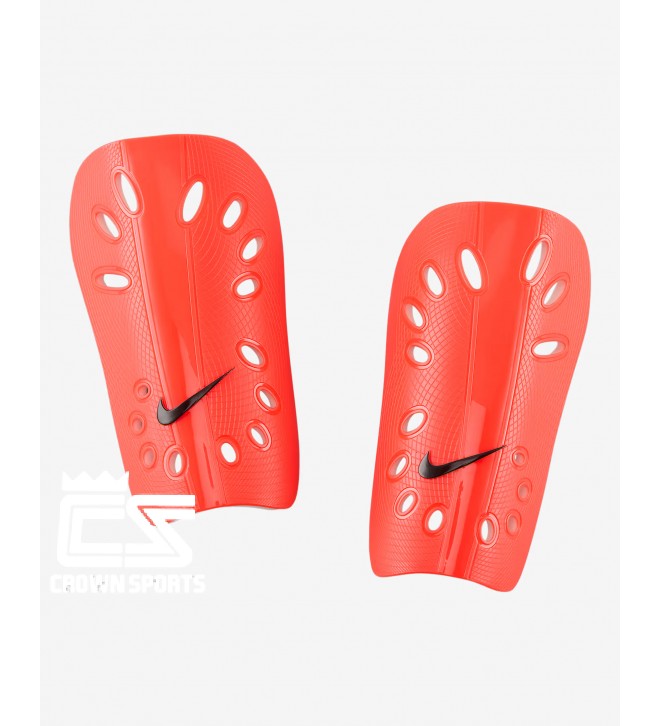 SHINGUARDS & GUARD STAY